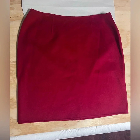 Talbots Plus Sz 16W Women’s Red Pencil Skirt Wool Winter Work Wear Holiday Event - Picture 1 of 8
